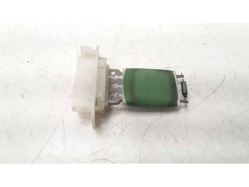 Recambio de resistencia calefaccion para mercedes-benz clase b (w245) 2.0 cdi cat referencia OEM IAM A1698200397  