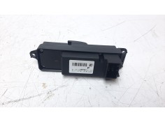Recambio de mando elevalunas trasero derecho para mazda 3 berlina (bk) 1.6 cd diesel cat referencia OEM IAM BP4K66370   2