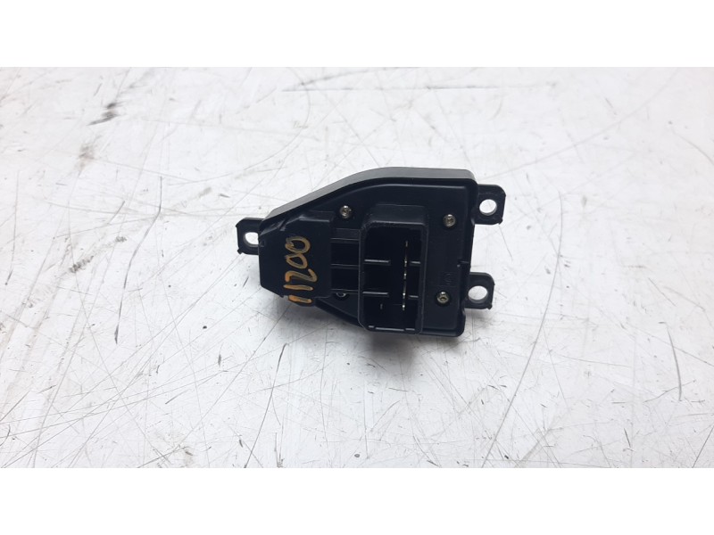 Recambio de mando retrovisor para mazda 3 berlina (bk) 1.6 cd diesel cat referencia OEM IAM BJOE66600 03200320 