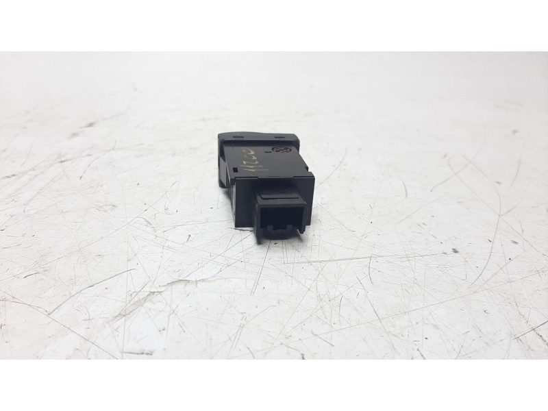 Recambio de interruptor para mazda 3 berlina (bk) 1.6 cd diesel cat referencia OEM IAM BP4K666F0  