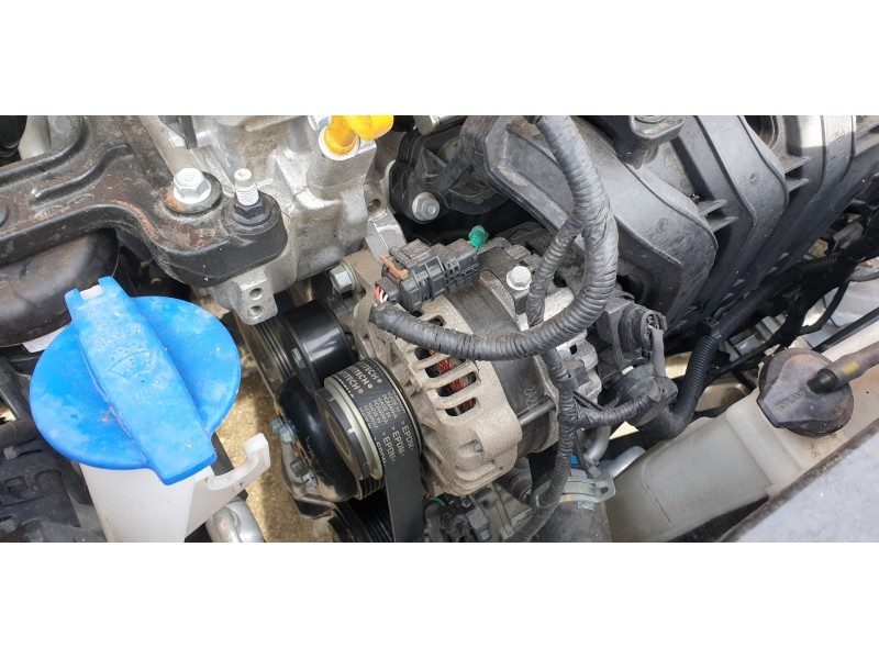 Recambio de alternador para kia stonic (ybcuv) 1.2 cat referencia OEM IAM 3730003BA5 ALF901123 