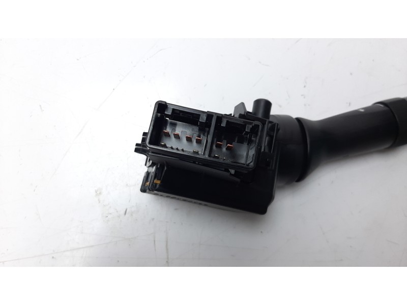 Recambio de mando limpia para toyota yaris 1.5 16v cat referencia OEM IAM 0019017F936  