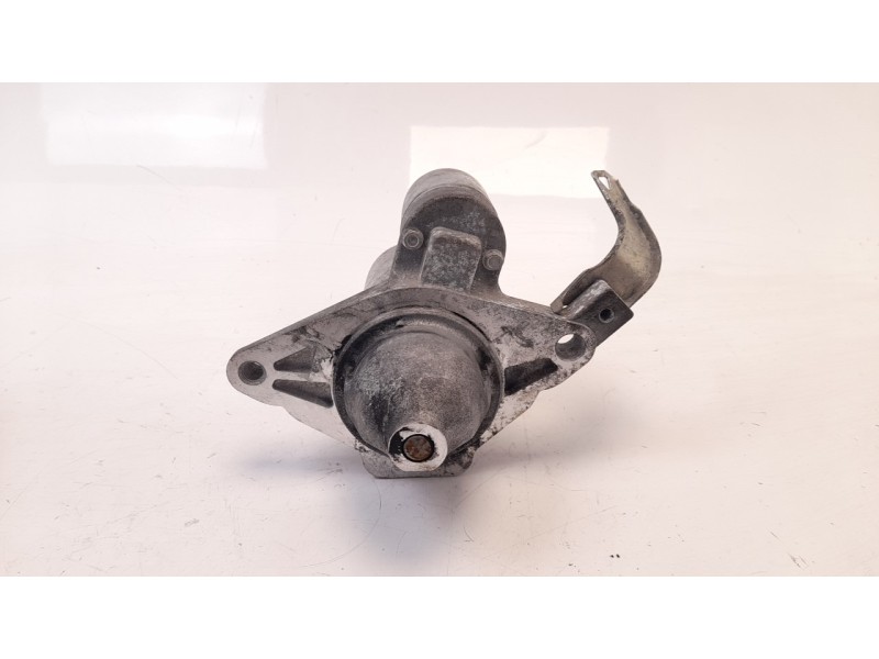 Recambio de motor arranque para toyota yaris 1.5 16v cat referencia OEM IAM 281000Y091 ARF011204DN 4280008435