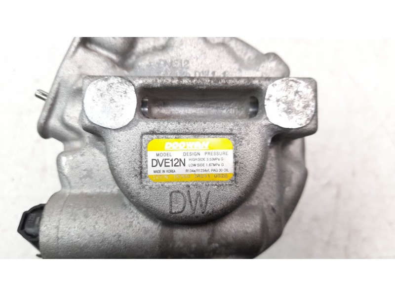 Recambio de compresor aire acondicionado para kia stonic (ybcuv) 1.2 cat referencia OEM IAM 1E59E36900  