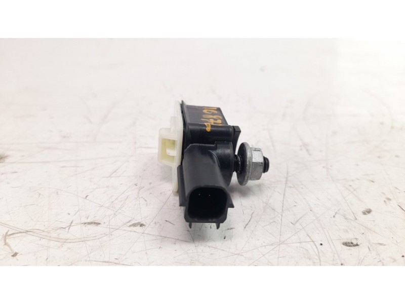 Recambio de sensor para opel astra k lim. 5türig 1.6 cdti dpf referencia OEM IAM 13576422  