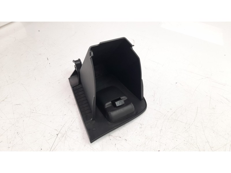Recambio de guantera para opel astra k lim. 5türig 1.6 cdti dpf referencia OEM IAM 2518353  