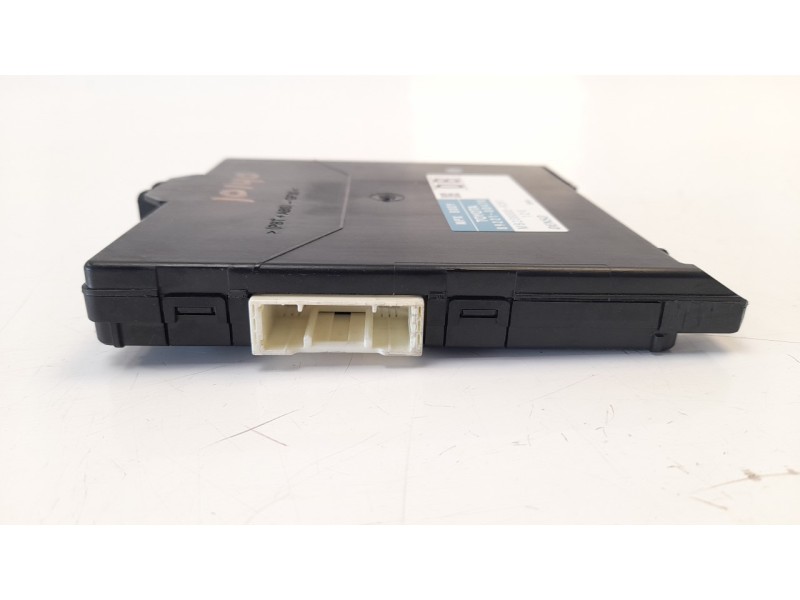 Recambio de modulo electronico para toyota yaris city referencia OEM IAM 892210D470 MB238000-9281 