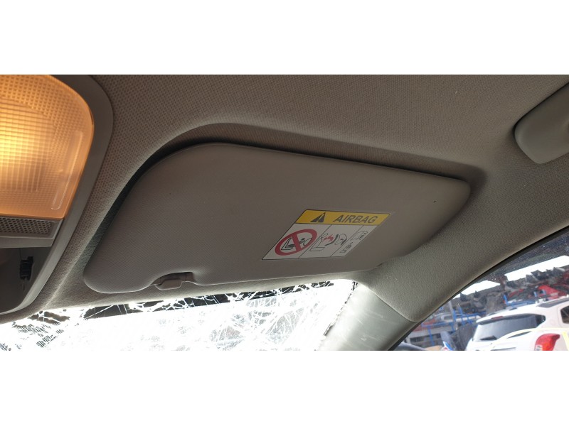 Recambio de parasol derecho para kia stonic (ybcuv) 1.2 cat referencia OEM IAM 85220H8060BF3  