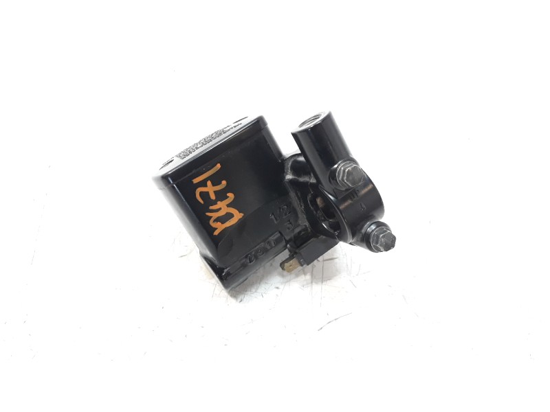 Recambio de bomba freno para yamaha x-max 125 referencia OEM IAM B74F587000  