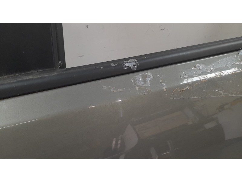 Recambio de puerta trasera izquierda para kia stonic (ybcuv) 1.2 cat referencia OEM IAM 77003H8400  