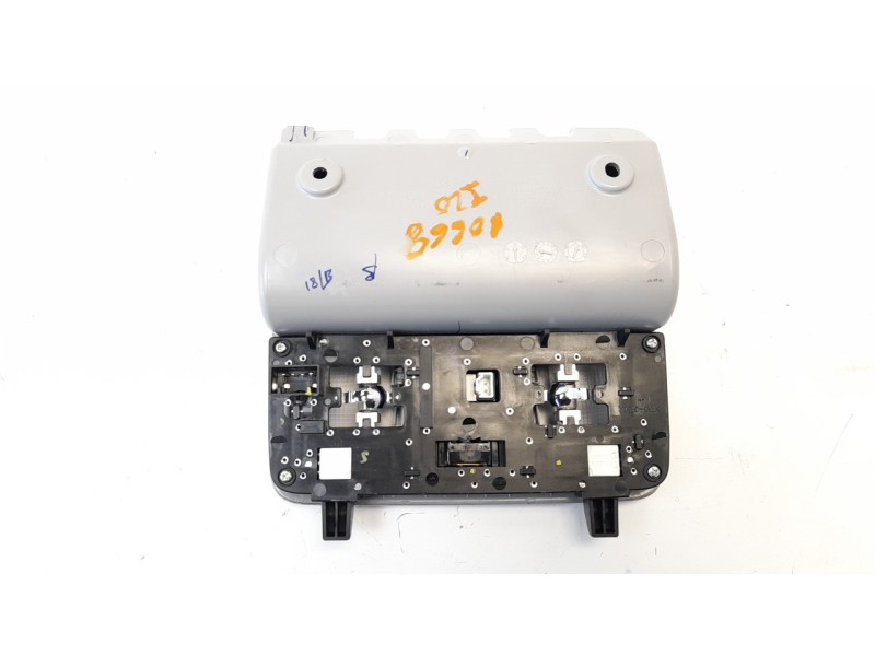 Recambio de luz interior para hyundai i20 1.2 16v cat referencia OEM IAM 92800C7XXX  