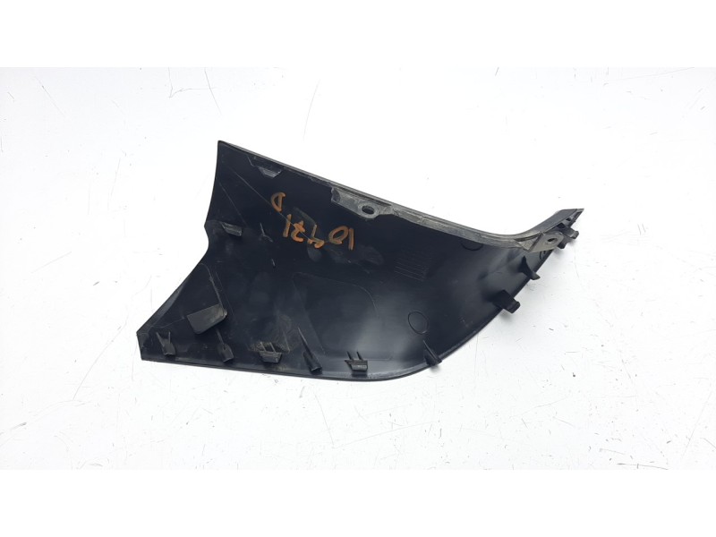 Recambio de moldura para yamaha x-max 125 referencia OEM IAM BL1F837M00  