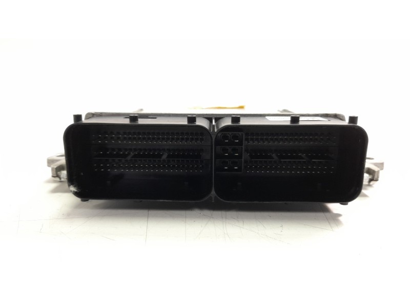 Recambio de centralita motor uce para hyundai tucson 1.6 crdi cat referencia OEM IAM 391992U100  