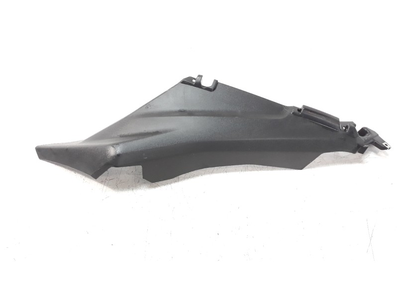 Recambio de moldura para yamaha x-max 125 referencia OEM IAM B74F172F00  