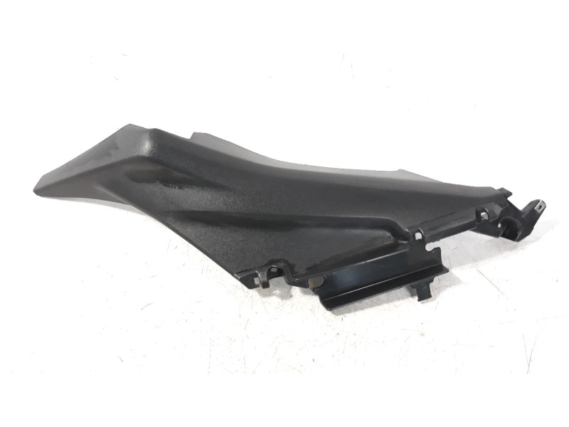Recambio de moldura para yamaha x-max 125 referencia OEM IAM B74F172A00  