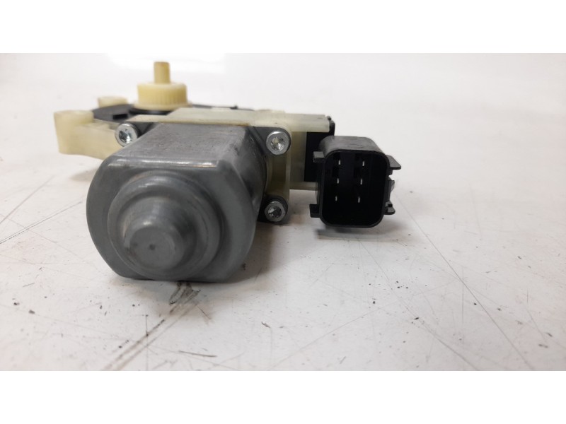 Recambio de motor elevalunas trasero derecho para ford focus lim. (cb8) edition referencia OEM IAM BM51A27000BD  