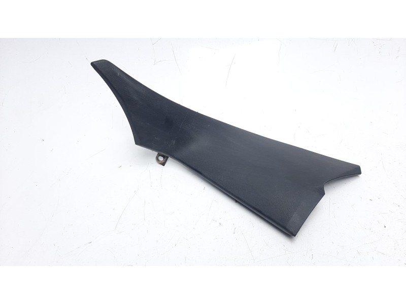 Recambio de moldura para yamaha x-max 125 referencia OEM IAM BL1F837L00  