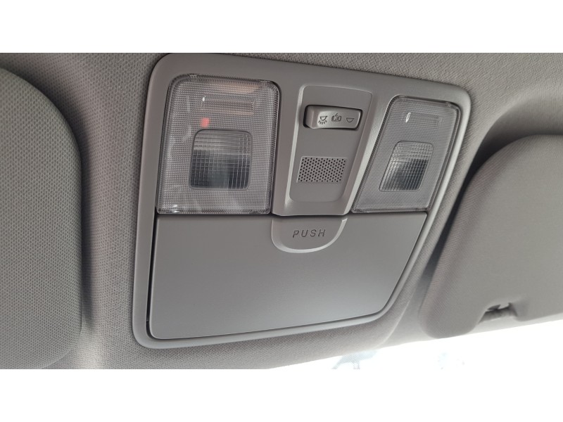 Recambio de luz interior para hyundai i20 1.2 16v cat referencia OEM IAM 92800C7XXX  