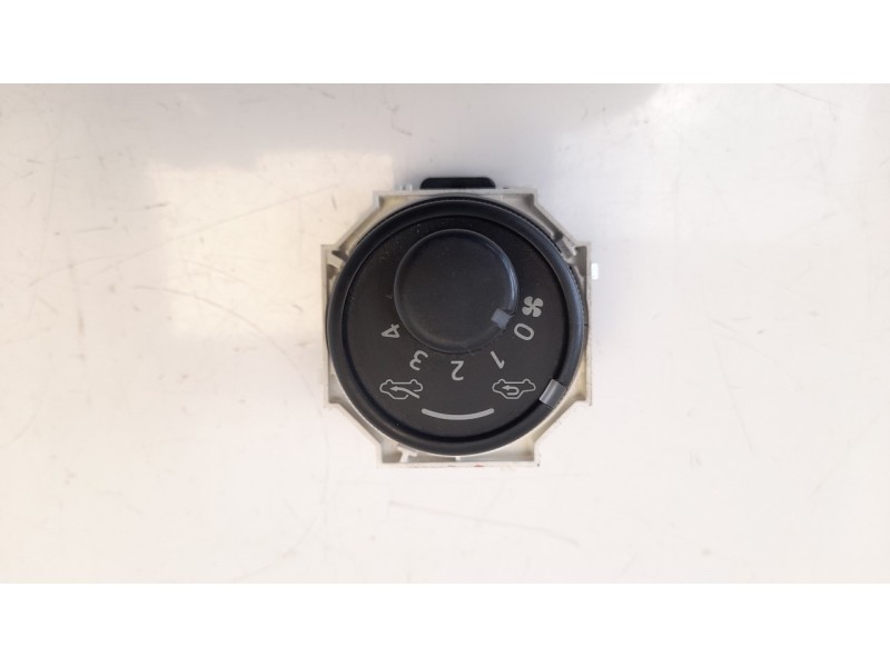 Recambio de mando calefaccion / aire acondicionado para toyota yaris city referencia OEM IAM 5590212070  