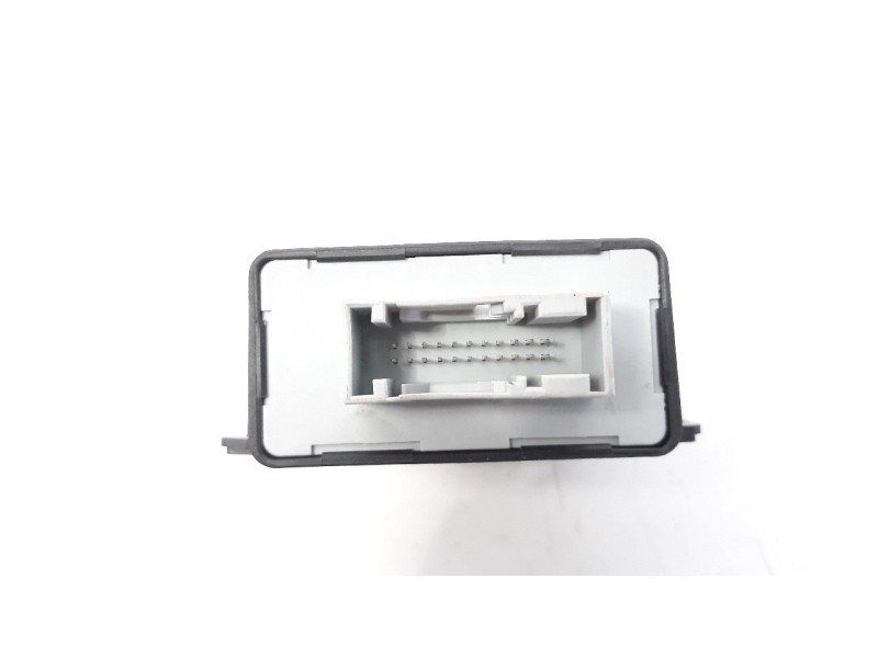 Recambio de modulo electronico para audi a4 berlina (8e) 2.0 tdi referencia OEM IAM 8P0907357F 5LA00837901 