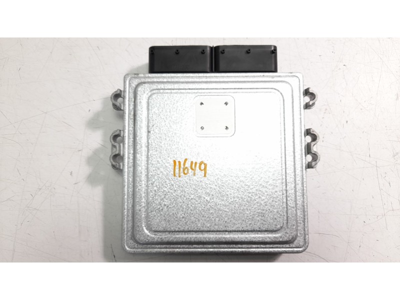 Recambio de centralita motor uce para hyundai tucson 1.6 crdi cat referencia OEM IAM 391992U100  