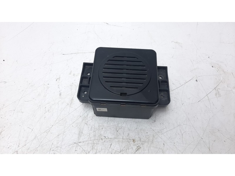 Recambio de modulo electronico para hyundai kona referencia OEM IAM 96390CM000  