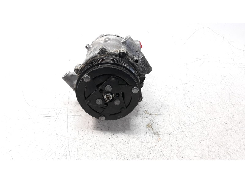 Recambio de compresor aire acondicionado para dacia jogger expression jogger referencia OEM IAM 926003380R  