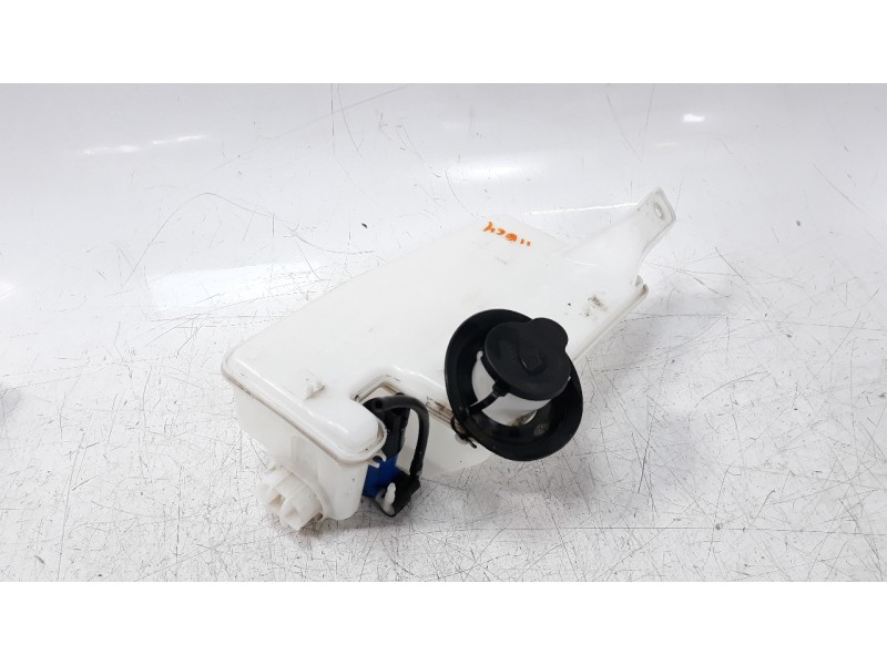 Recambio de deposito limpia para dacia jogger expression jogger referencia OEM IAM 289105693R  