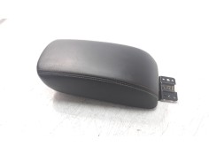 Recambio de apoyabrazos central para jeep compass ii 2.0 m-jet cat referencia OEM IAM 2031563XW1   2