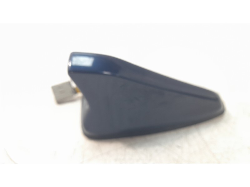 Recambio de antena para hyundai i30 (pd) 1.0 tgdi cat referencia OEM IAM 96210G4100  