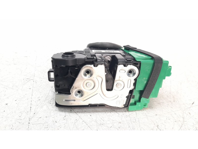 Recambio de cerradura puerta delantera derecha para hyundai i30 (pd) 1.0 tgdi cat referencia OEM IAM 81320G3050  