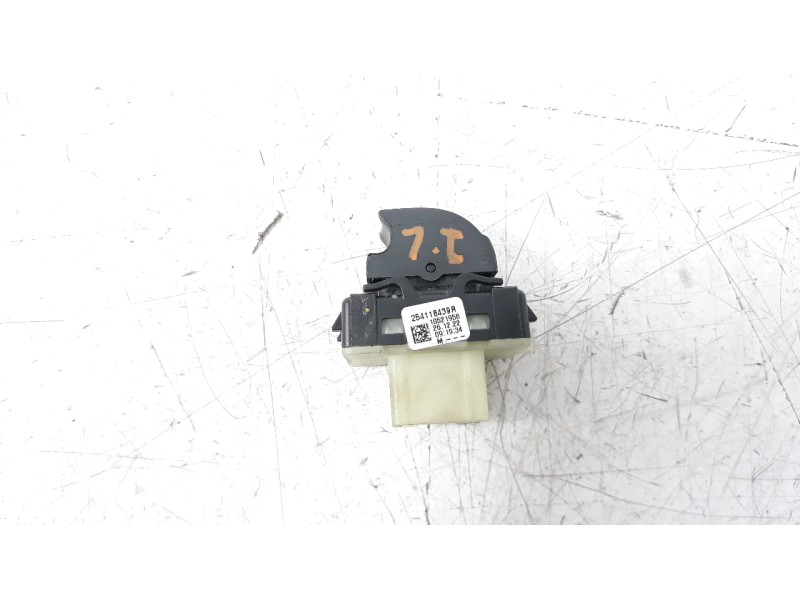 Recambio de mando elevalunas trasero izquierdo para dacia jogger expression jogger referencia OEM IAM 254118439R IAF140017HQ EWS