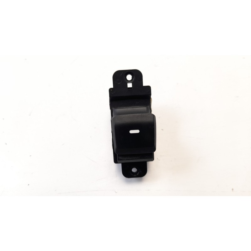 Recambio de mando elevalunas delantero derecho para hyundai i20 1.2 16v cat referencia OEM IAM 93580C8000 IAF420087 EWSHY044
