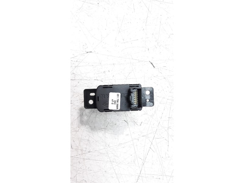 Recambio de palanca freno para dacia jogger expression jogger referencia OEM IAM 251756399R  