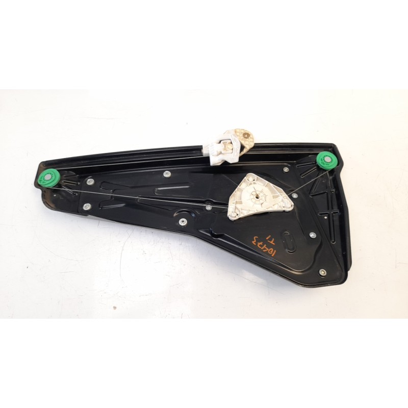 Recambio de elevalunas trasero izquierdo para land rover discovery 2.7 td v6 cat referencia OEM IAM 4H2227001AB  