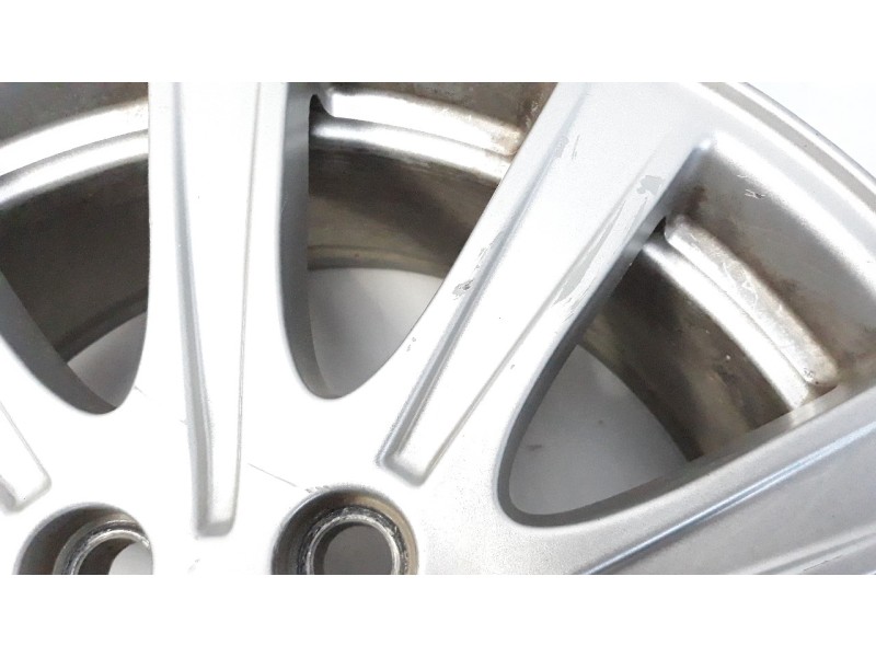 Recambio de llanta para land rover discovery 2.7 td v6 cat referencia OEM IAM 18PULGADAS 7H221007BA 