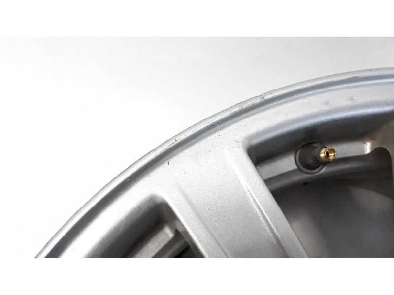 Recambio de llanta para land rover discovery 2.7 td v6 cat referencia OEM IAM 18PULGADAS 7H221007BA 