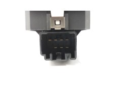 Recambio de mando elevalunas delantero derecho para land rover discovery 2.7 td v6 cat referencia OEM IAM YUD501070PVJ   2