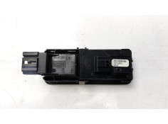 Recambio de mando elevalunas trasero izquierdo para land rover discovery 2.7 td v6 cat referencia OEM IAM YUD501080PVJ   2