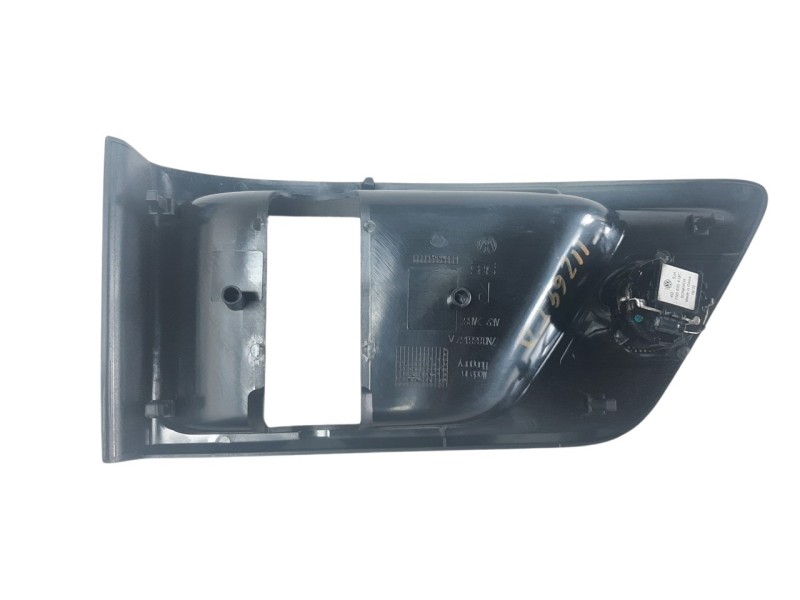 Recambio de moldura para seat alhambra (711) 1.4 16v tsi referencia OEM IAM 7N0868162A  