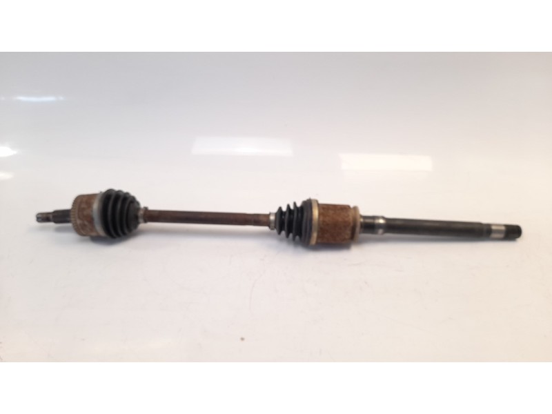 Recambio de transmision delantera derecha para land rover discovery 2.7 td v6 cat referencia OEM IAM TDB500100 R2313 