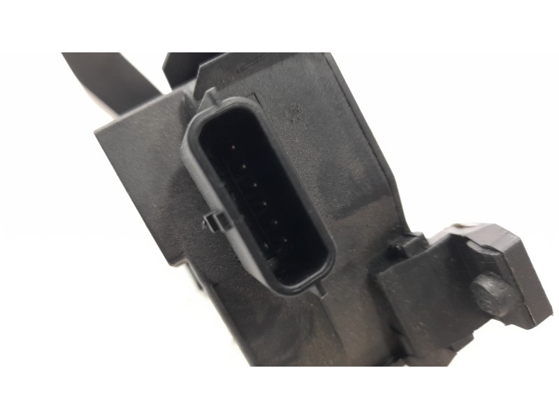 Recambio de potenciometro pedal para renault megane iv berlina 5p 1.2 tce energy referencia OEM IAM 180020000R  