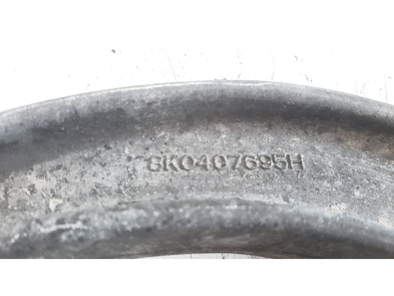 Recambio de brazo suspension inferior delantero izquierdo para audi a4 ber. (b8) 2.0 16v tdi referencia OEM IAM 8K0407695H  