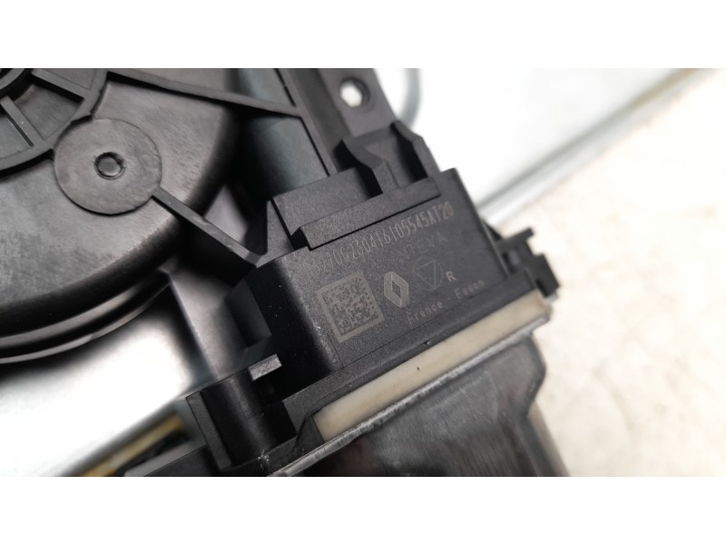 Recambio de elevalunas delantero derecho para dacia sandero iii stepway extreme referencia OEM IAM 807207678R  