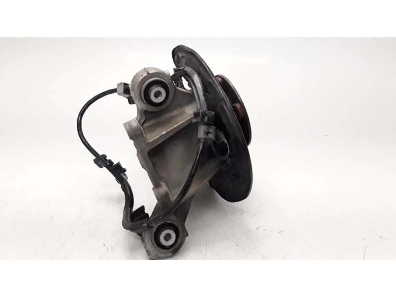 Recambio de mangueta trasera izquierda para mercedes-benz cla-klasse (bm 118) 1.3 cat referencia OEM IAM A2473571500  