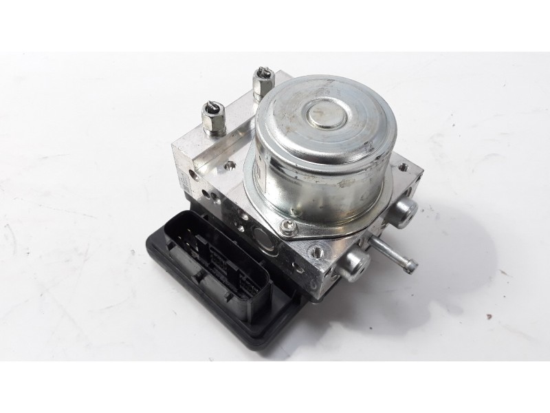 Recambio de abs para infiniti q50 3.5 v6 cat (híbrido) referencia OEM IAM 476604HK0A 8201K031 99918190