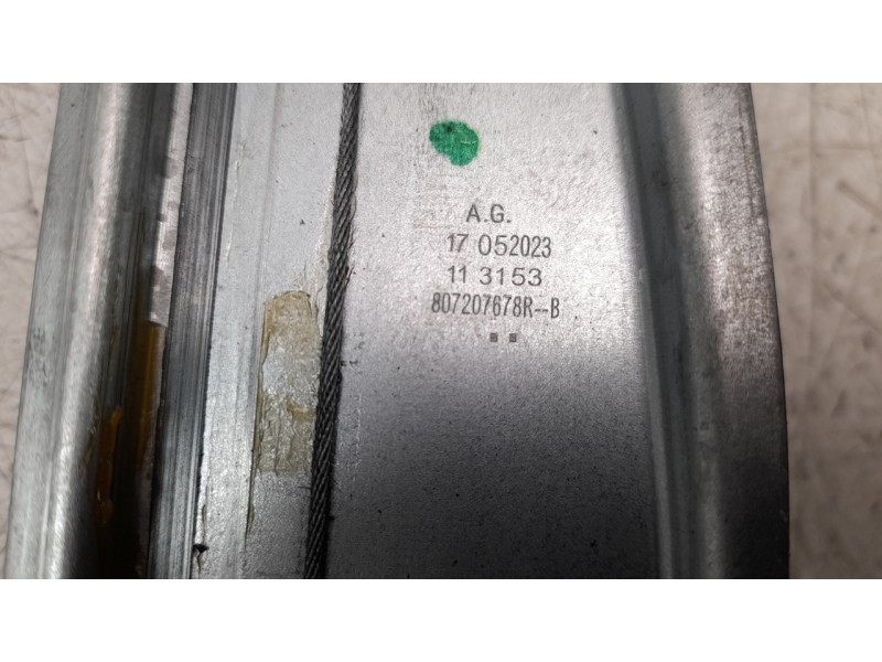 Recambio de elevalunas delantero derecho para dacia sandero iii stepway extreme referencia OEM IAM 807207678R  