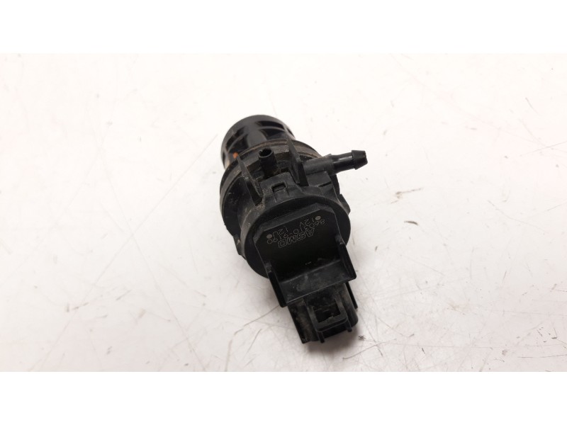 Recambio de bomba limpia para mazda 3 lim. () 2.2 turbodiesel cat referencia OEM IAM 8603109190  