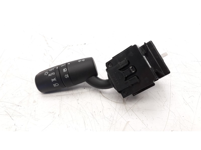 Recambio de mando intermitentes para mazda 3 lim. () 2.2 turbodiesel cat referencia OEM IAM KD4766122  