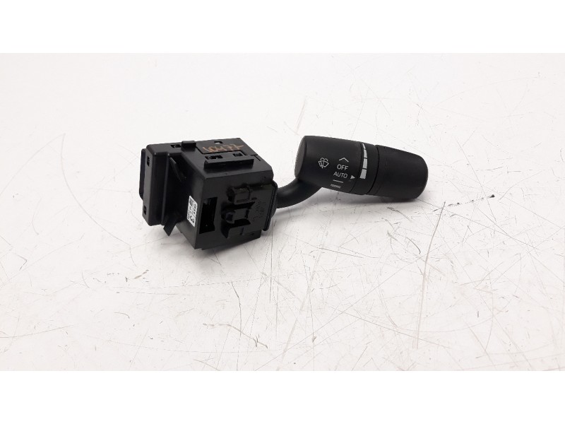 Recambio de mando limpia para mazda 3 lim. () 2.2 turbodiesel cat referencia OEM IAM KF6166128  